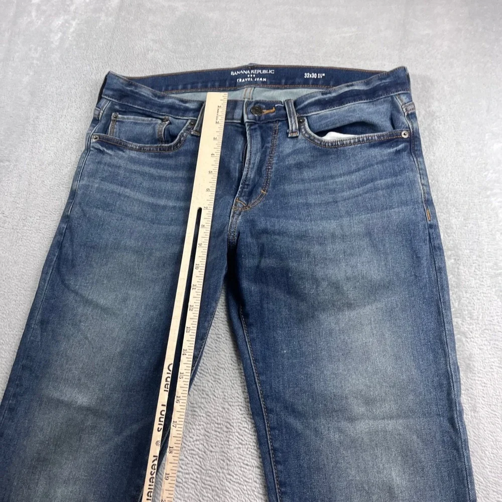 Banana Republic Travel Jean Mens 32x30 Slim Fit Medium Wash Blue Denim Pants